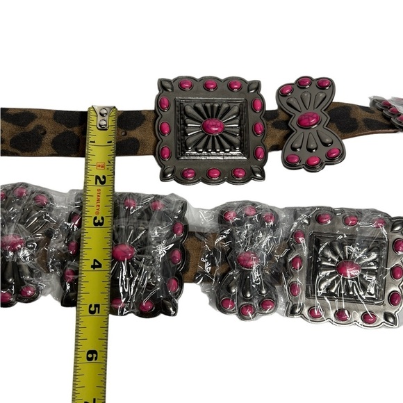 Lucky & Blessed Leopard Pink Turquoise Ribbon Tooled
Square Belt main image 12
